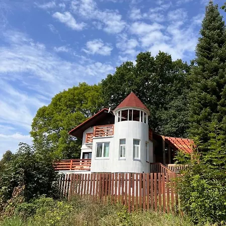 Holiday home Makarovo-depoltovice Depoltovice
